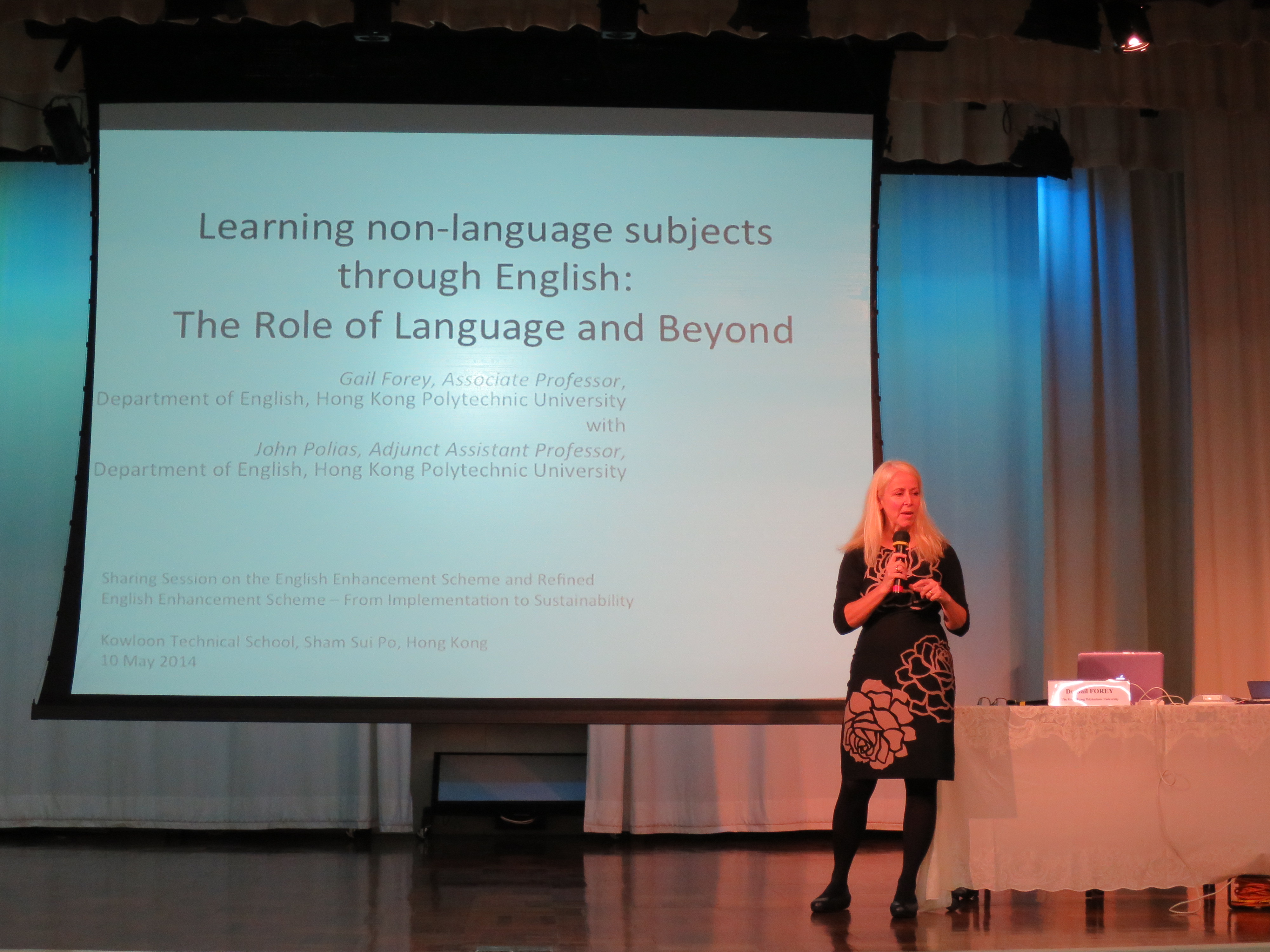 Keynote speech – Learning Non-language Subjects through English: The Role of Language and Beyond