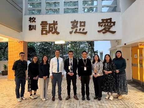 学校探访与交流图二